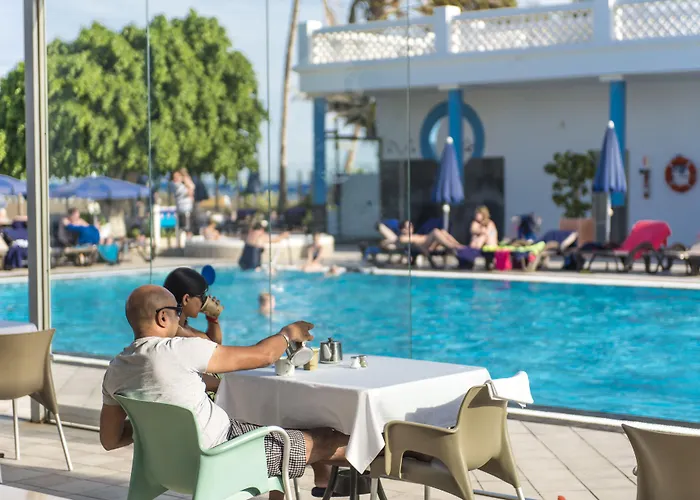 Hotell Costas Puerto del Carmen (Lanzarote)