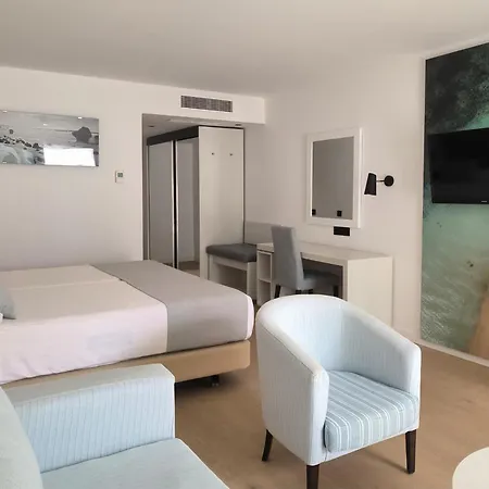 ホテル ラス コスタス 4*