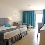 Отель Costas 4*