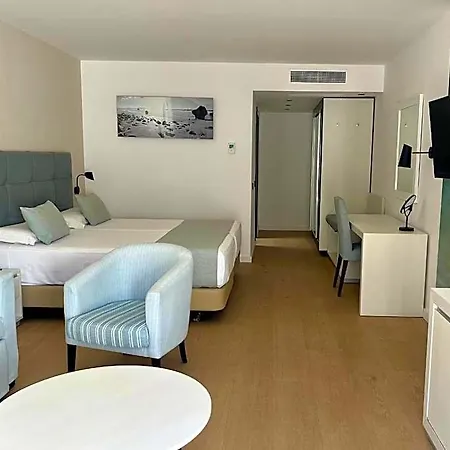 Costas Hotel