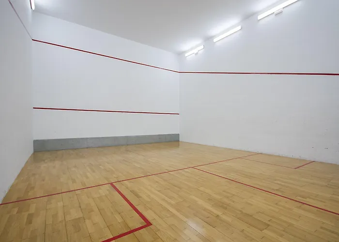 Отель Costas 4*